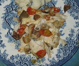 Запеченное филе судака с белыми грибами